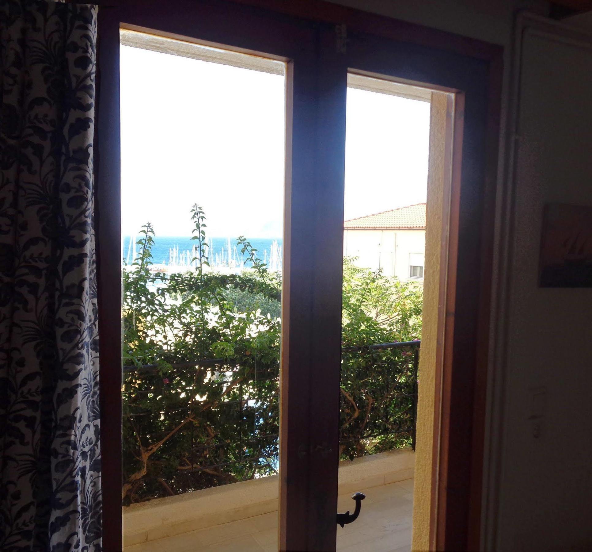 Mantraki Hotel Apartments Ágios Nikólaos Екстериор снимка